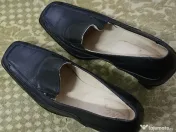 Pantofi cu toc, noi piele naturala,marimea 37,pentru doamne si domnisoare 