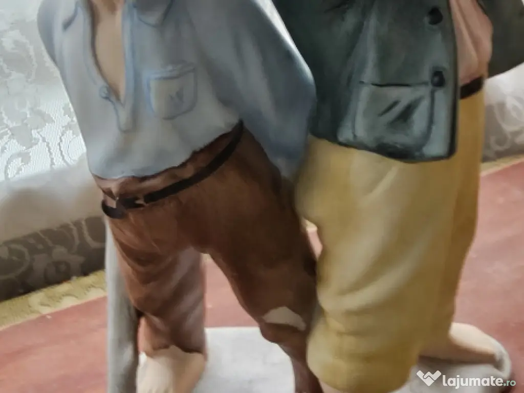 Bibelou superb,doi golani,vechime peste 40-50 ani