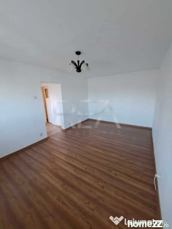 2 Camere, decomandat,, bloc din 1980-Zona Lujerului