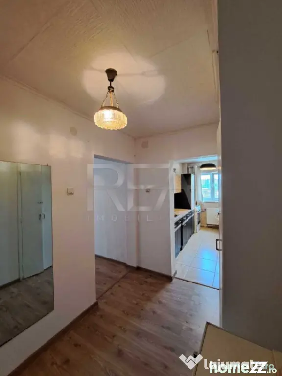 2 Camere, decomandat,, bloc din 1980-Zona Lujerului