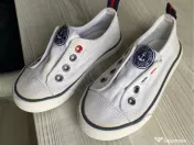 Teniși albi copii H&M, mărimea 24, stil converse