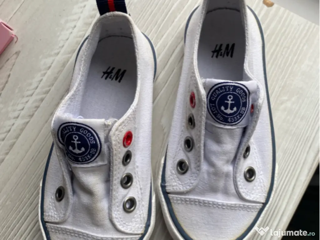 Teniși albi copii H&M, mărimea 24, stil converse