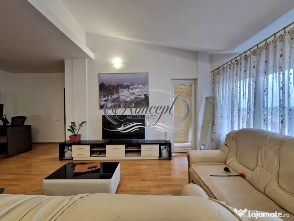 Apartament spatios cu garaj in Andrei Muresanu