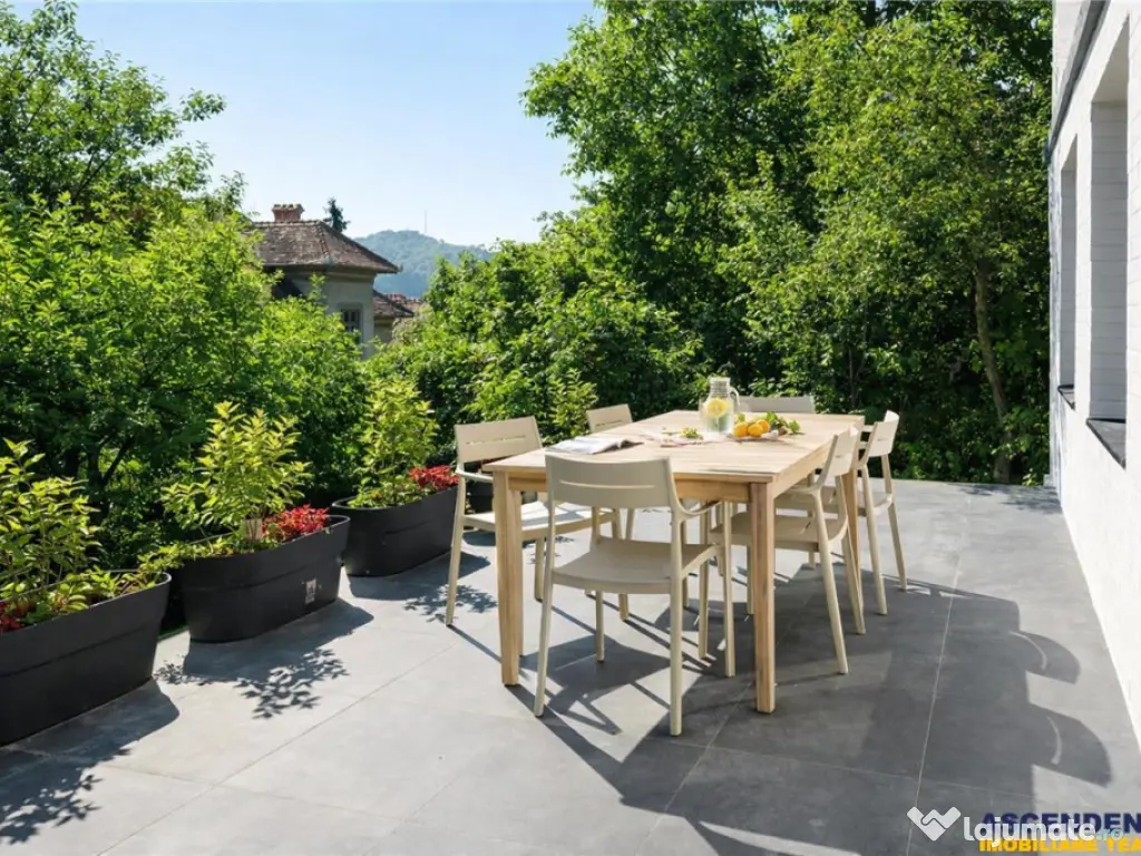 FILM! Vila de poveste, in centrul Brasovului, pe Drumul Ceta