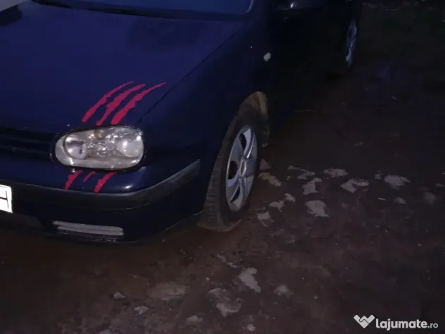 Golf 4 spre dezmembrare