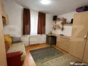 Apartament 3 camere, 56 mp, zona Dambu 