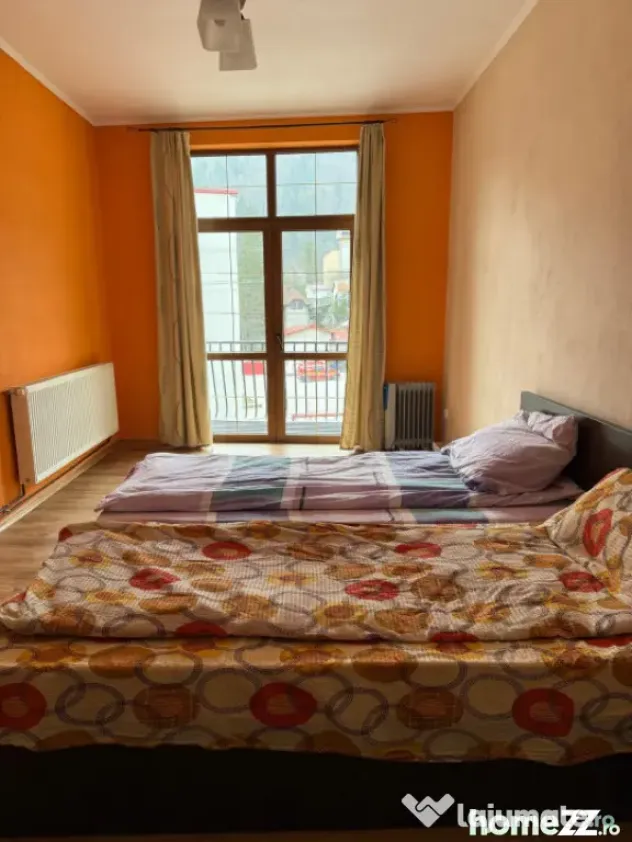 Vilă istorică in Sinaia, zona Peleș -500 mp, ideal invest - Sinaia (Prahova)