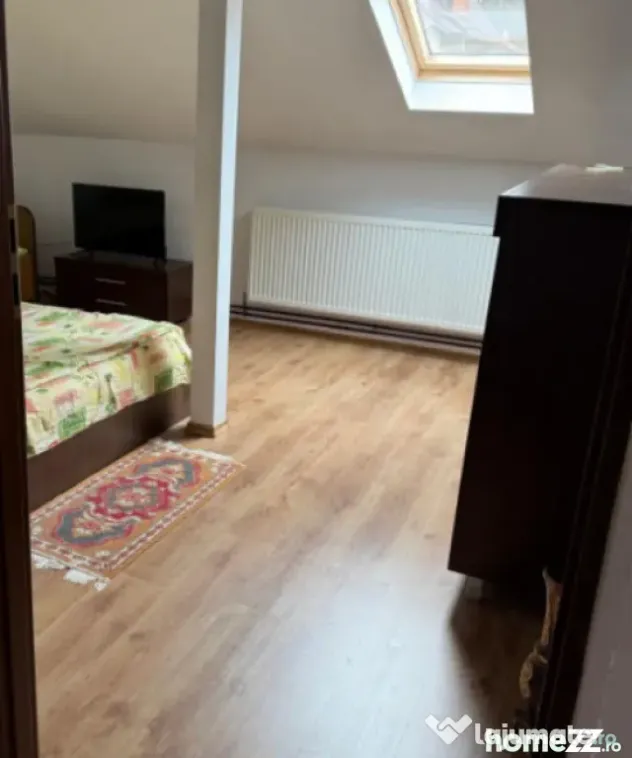 Vilă istorică in Sinaia, zona Peleș -500 mp, ideal invest - Sinaia (Prahova)