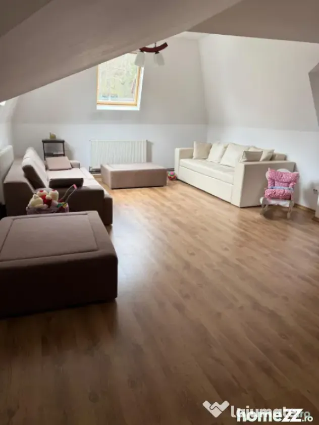 Vilă istorică in Sinaia, zona Peleș -500 mp, ideal invest - Sinaia (Prahova)