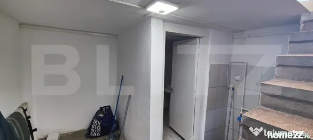 Spatiu comercial, 50 mp, zona Micro 3