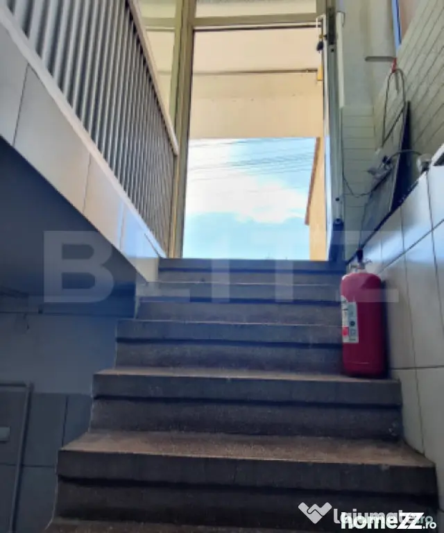 Spatiu comercial, 50 mp, zona Micro 3