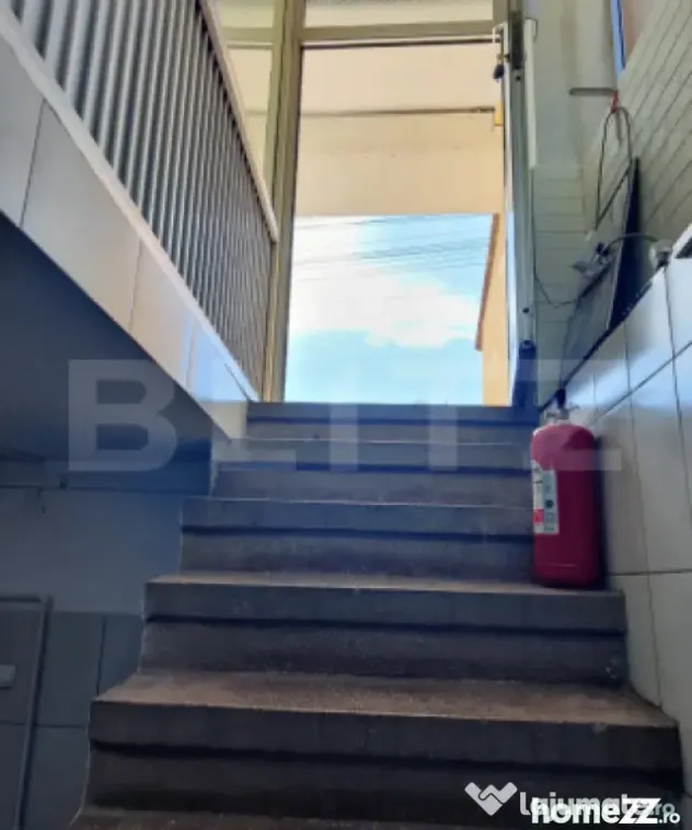 Spatiu comercial, 50 mp, zona Micro 3