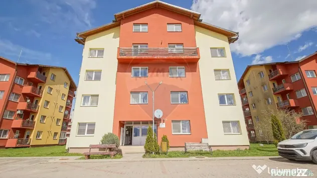 Apartament 2 Camere Subcetate - Mobilat, Parcare, Liniș...