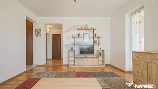 Apartament 2 Camere Subcetate - Mobilat, Parcare, Liniș...
