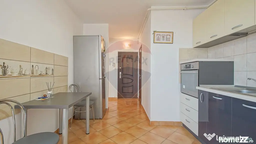 Apartament 2 Camere Subcetate - Mobilat, Parcare, Liniș...