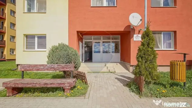 Apartament 2 Camere Subcetate - Mobilat, Parcare, Liniș...