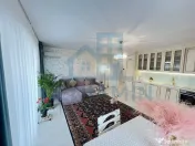 3 camere - decomandate - 83mp totali - boxa - Parcare - T... 