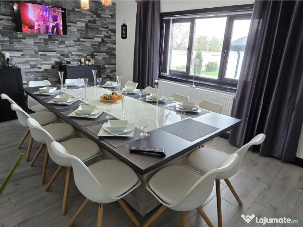 Vila PREMIUM, piscina, teren 2000 mp, POSTA CALNAU