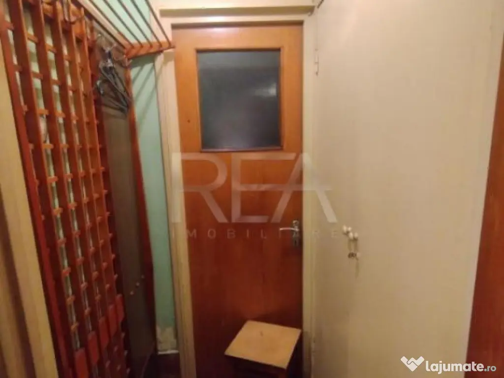 2 Camere Titan la 12 minute de Metrou Grigorescu