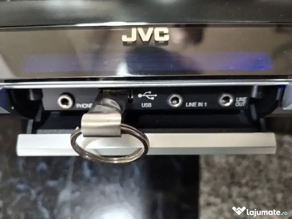 CD DVD usb tuner JVC model ca-dd8
