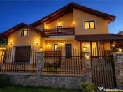 Casa rafinata,incantare peisagistica,garaj,securizare,Corunc 