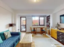 Apartament 4 camere + curte proprie Locatie excelenta –...