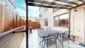 Apartament 4 camere + curte proprie Locatie excelenta –... 