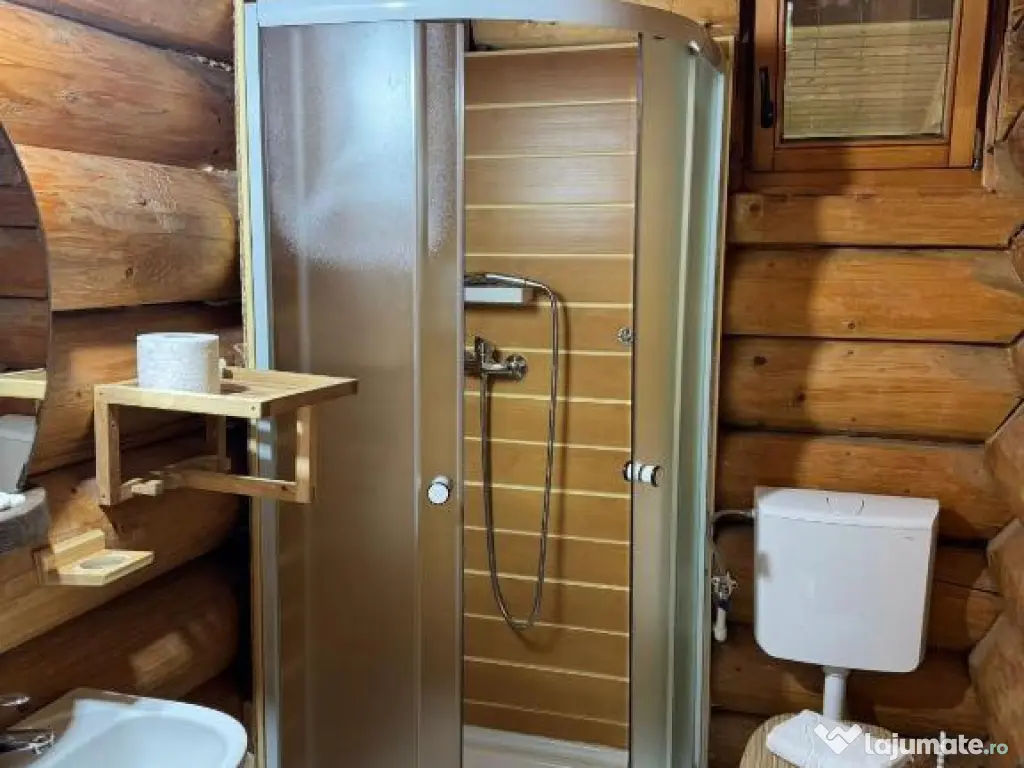 Resedinte montane,mobilate,echipate, jacuzzi,piscina,pretios