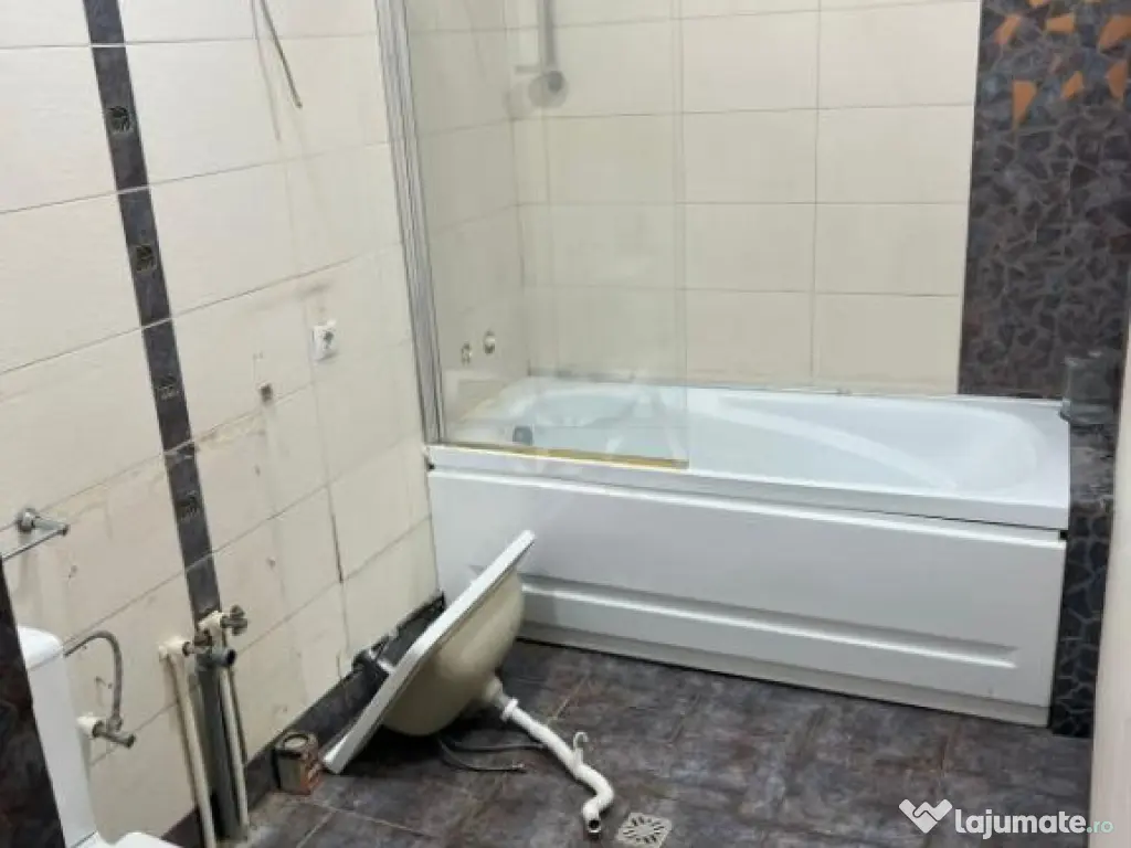 Apartament 5 camere în Vilă – Calea Călărașilor, 110m