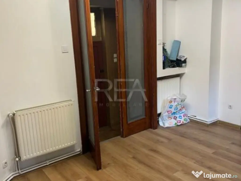 Apartament 5 camere în Vilă – Calea Călărașilor, 110m