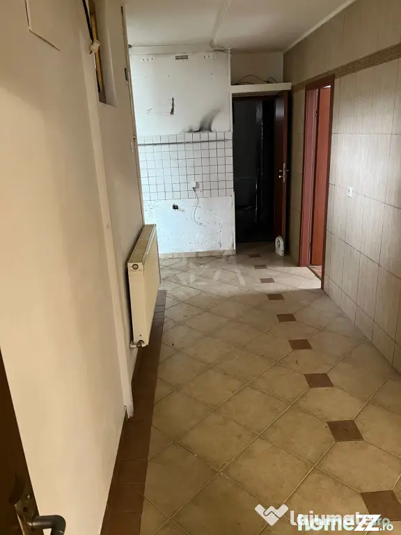Apartament 5 camere în Vilă – Calea Călărașilor, 110m - Bucuresti (Bucuresti-Ilfov)