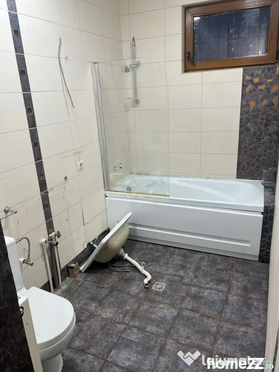 Apartament 5 camere în Vilă – Calea Călărașilor, 110m - Bucuresti (Bucuresti-Ilfov)