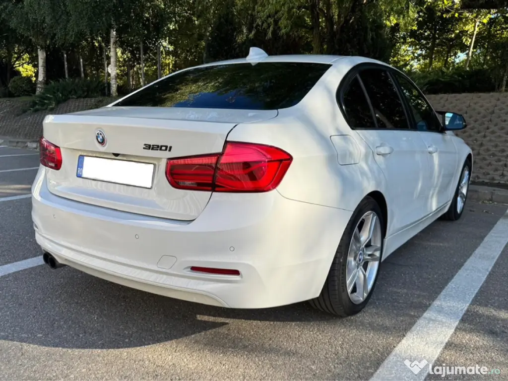 BMW Seria 3 F30 2017 Benzină 184CP Motor B48
