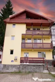 Vila / Pensiune 12 Camere - Afacere la Cheie- Predeal Cla 