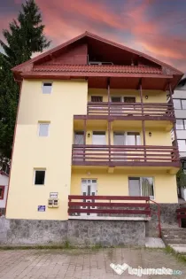 Vila / Pensiune 12 Camere - Afacere la Cheie- Predeal Cla