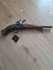 Pistol panoplie nou.