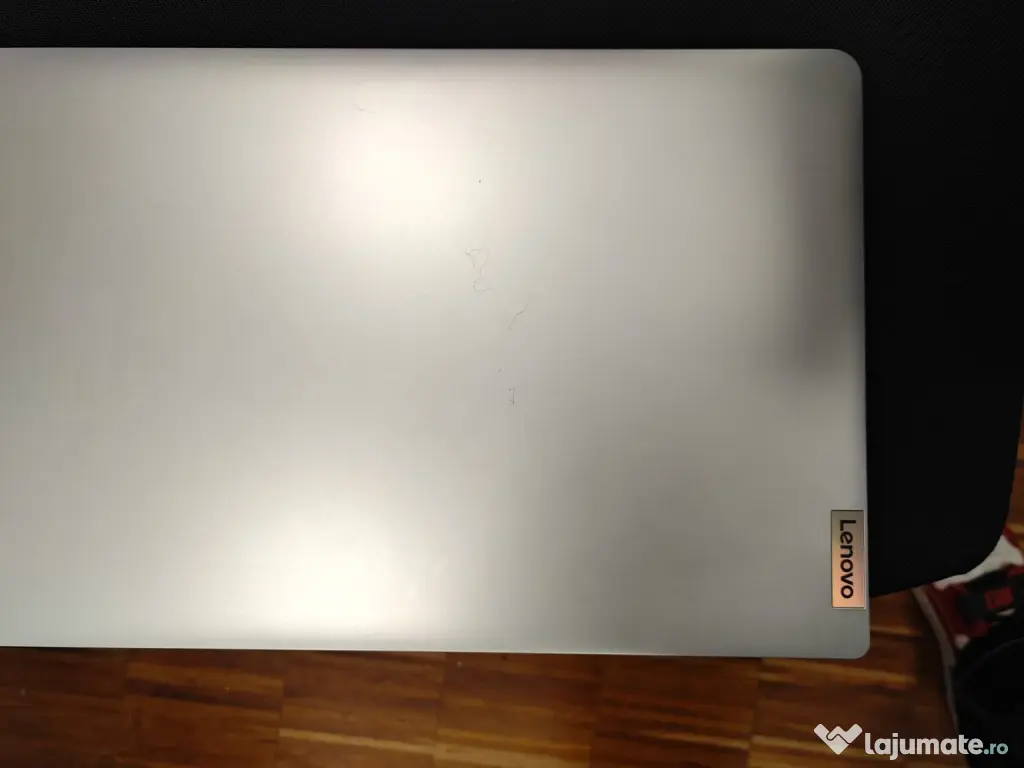 laptop Lenovo Ideapad 1
