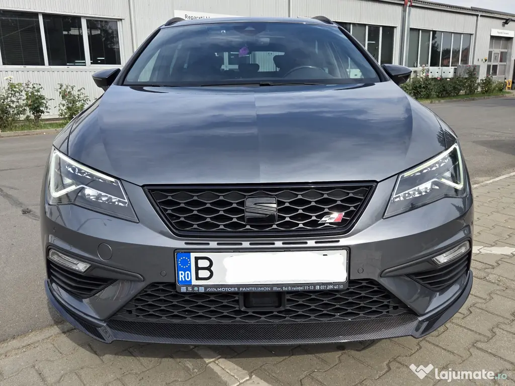 SEAT Leon CUPRA 300 Carbon Edition