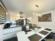 LIVEFilm! Resedinta de elita design aparte, amplasament apre 