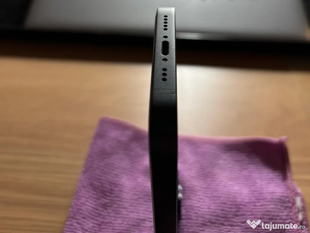 iPhone 14 256 GB Midnight Blue