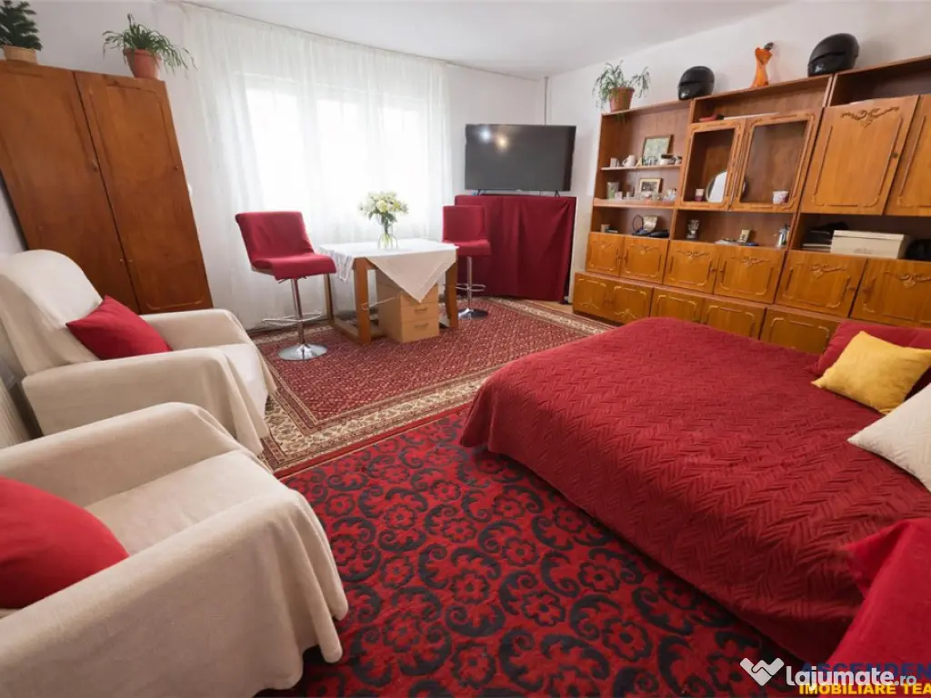 Casa cu 650 mp teren,zona linistita,curte verde,potential ex