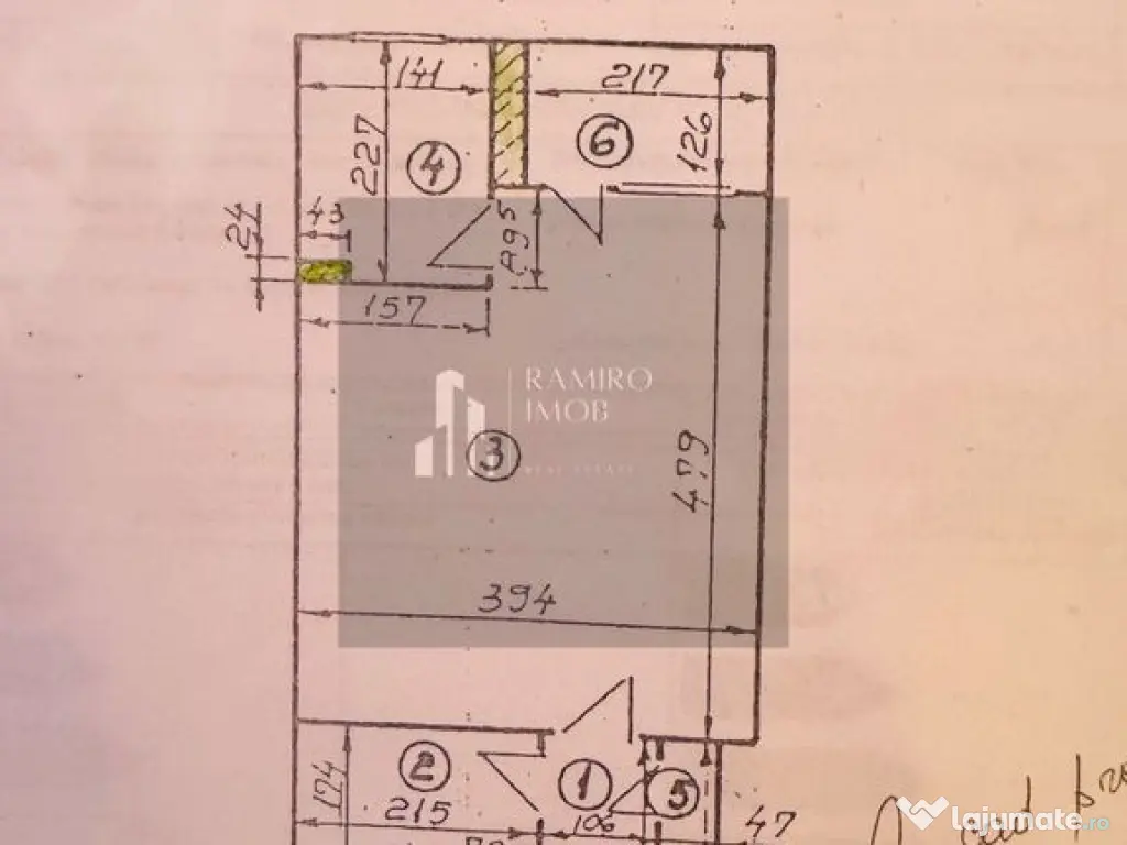 Proprietar , Garsoniera decomandata Cf 1 , Metrou Eroii R...