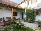 FILM! Casa primitoare in centrul orasului Targu Secuiesc 