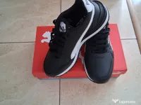 Adidasi puma nou 
