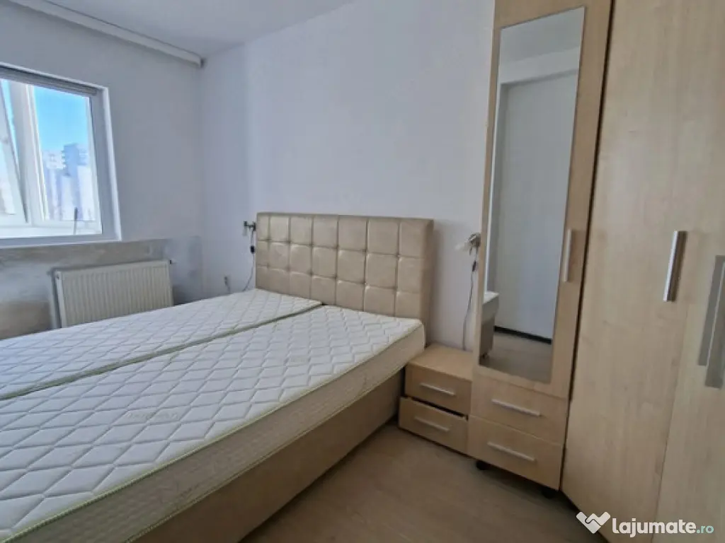 Apartament 2 camere, decomandat - zona Tractorul
