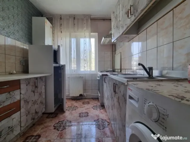 Apartament 2 camere decomandate, spațios- Centru, Petru Rar