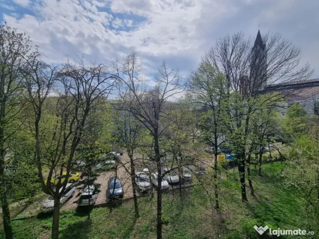 Apartament 2 camere decomandate, spațios- Centru, Petru Rar