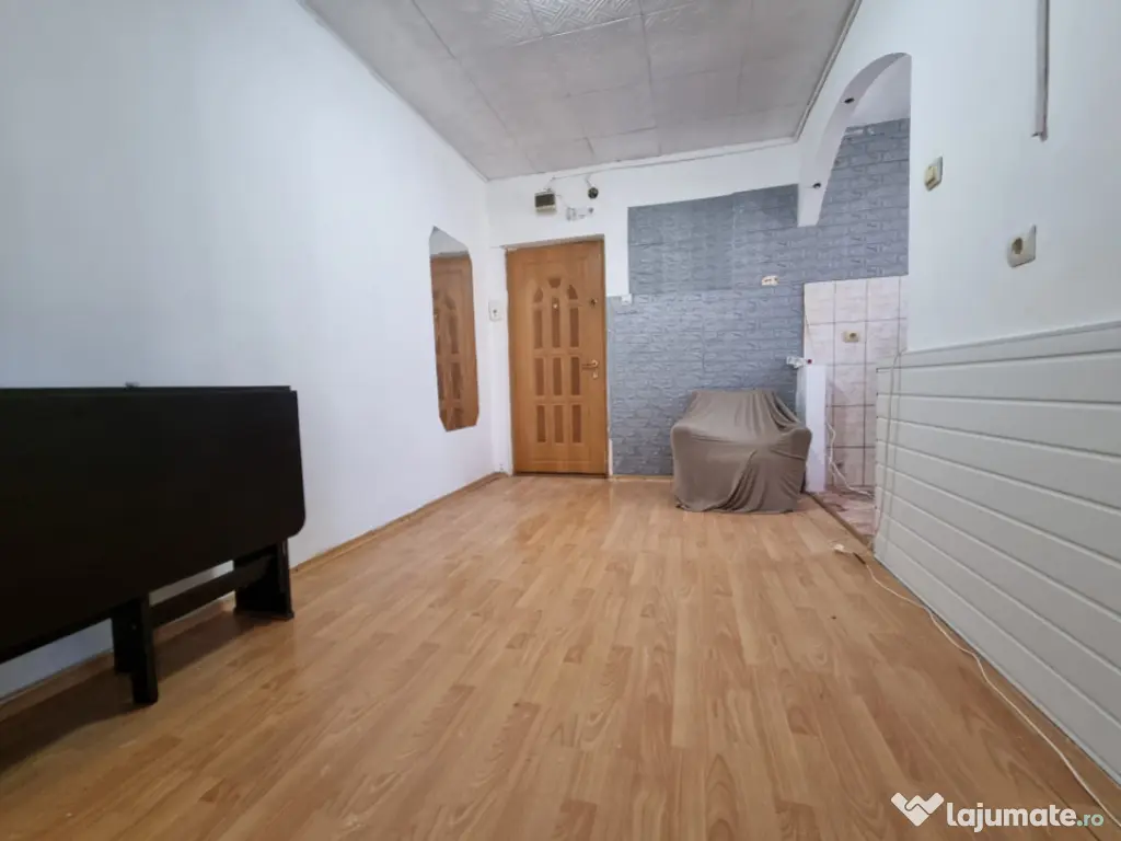 Central/Petru Rareș/2 camere decomandate/spațios/parcare e