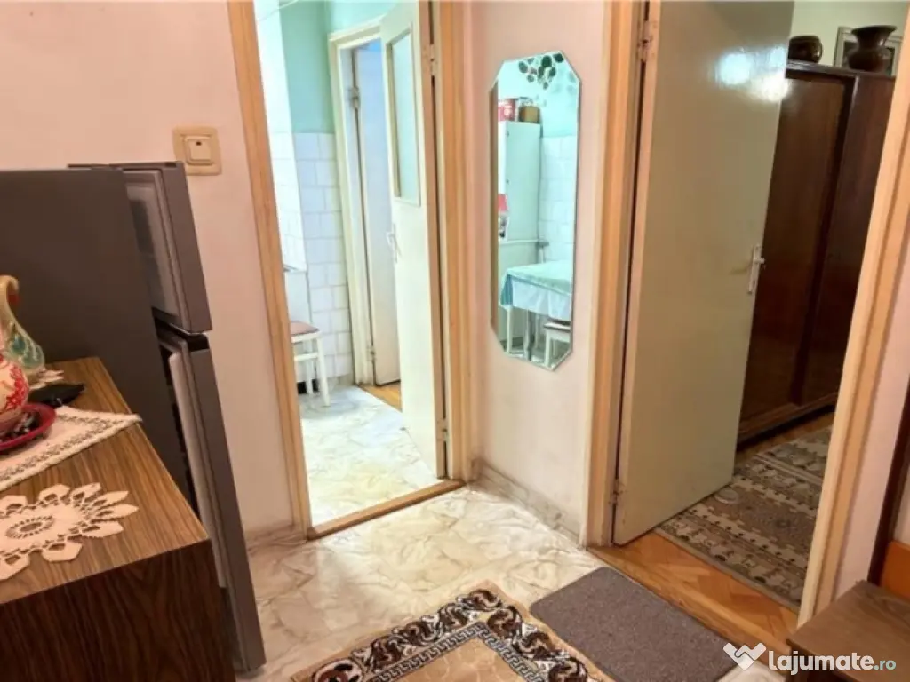 Proprietar vând apartament 2 Camere Confort I 54mp În Dambu Pietros