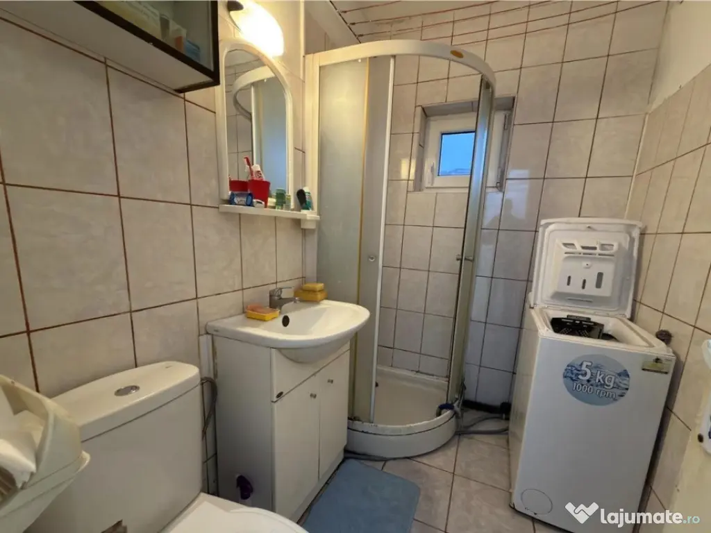 Proprietar vând apartament 2 Camere Confort I 54mp În Dambu Pietros